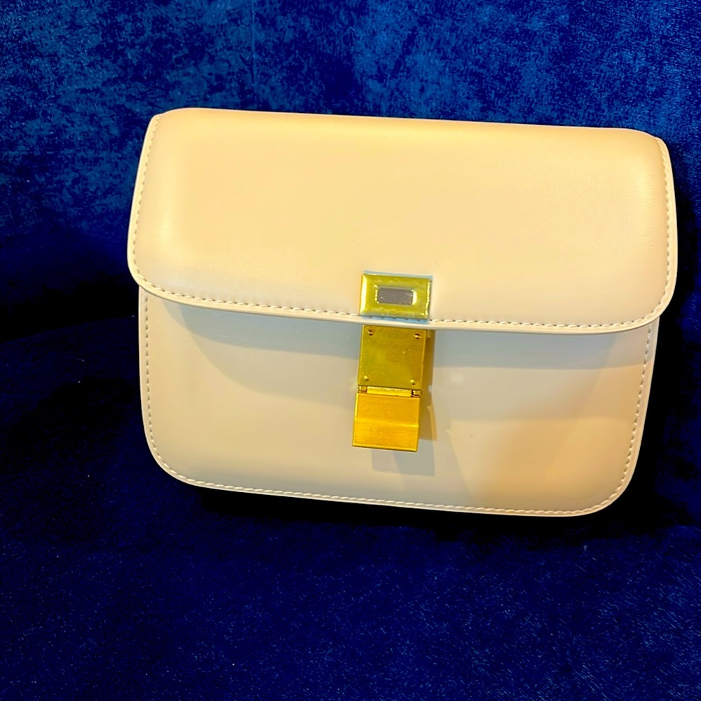 Off-white shoulder bag